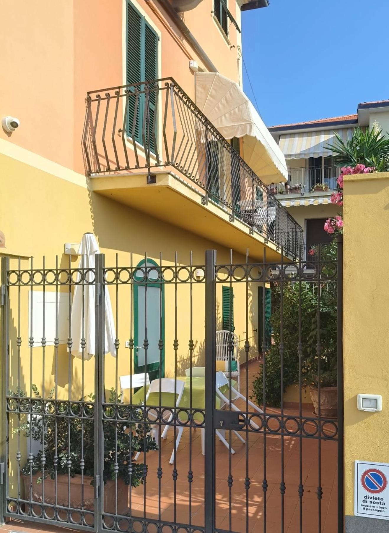 Bistrot Del Mare Appartement Santo Stefano al Mare Buitenkant foto